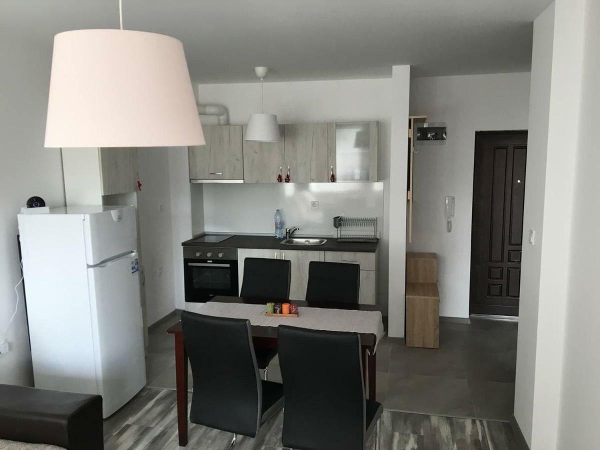 Apartvel Apartment 1 벨린그래드 외부 사진